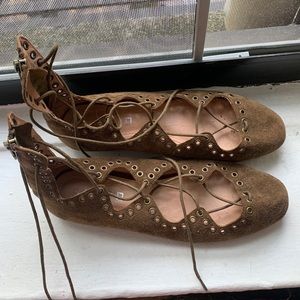 Anthropology tie up flats